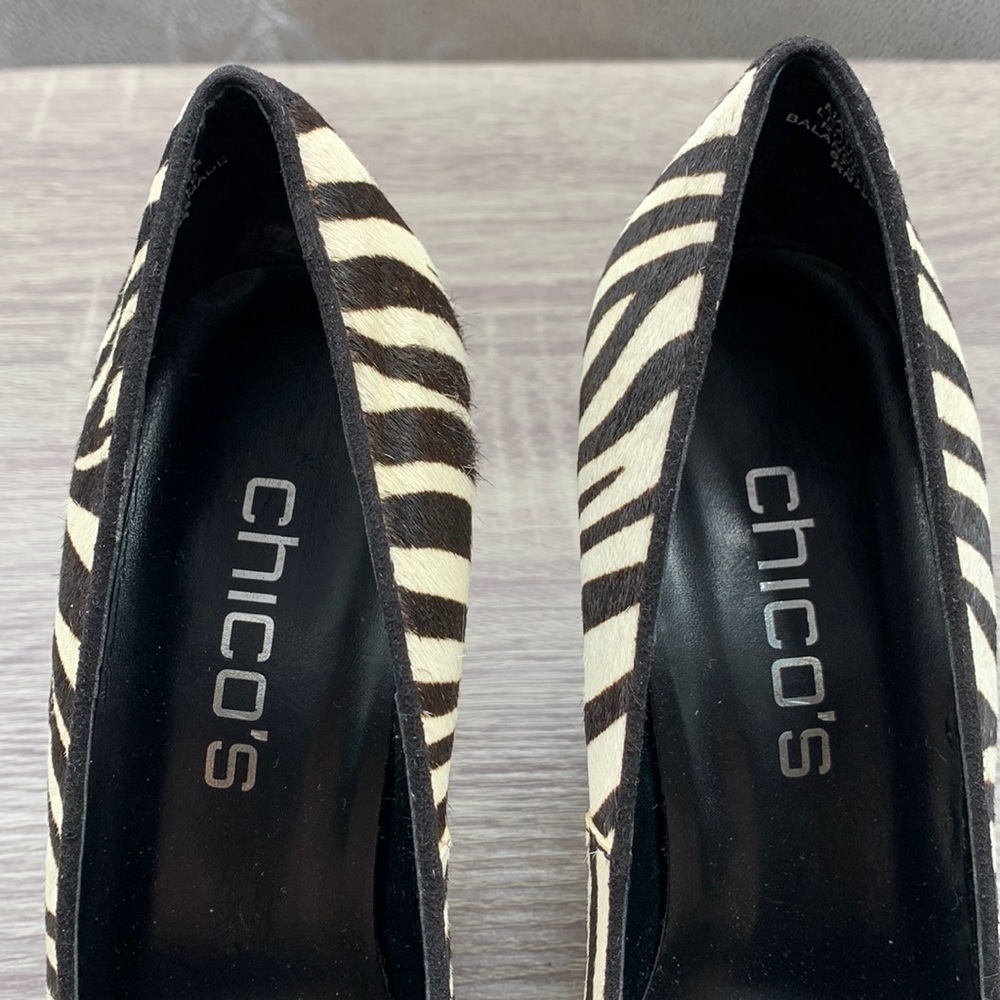 NEW! Chico’s Zebra Print Leather & Fur Heels Slip-ons. 6M. - Picture 4 of 10